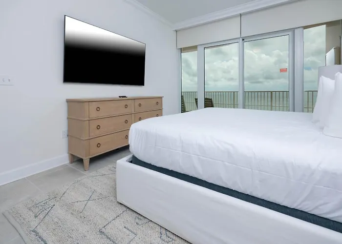 Phoenix Gulf Towers 1408 Apartment
